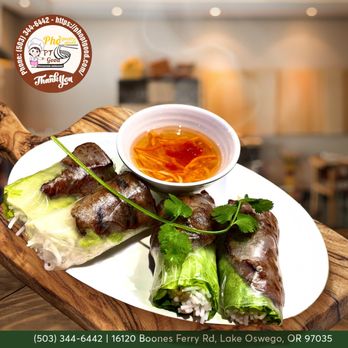 Pho PT Good - Bold Flavor in Every Bite - Try Our Salad Roll Today!

 Fresh, light, and packed with flavor, our Salad Roll are a must-try! - Vietnamese Near Me - Lake Oswego, Oregon
