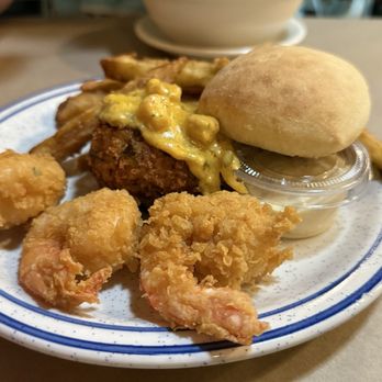 Chef Roy's Frog City Cafe - Petit Menu: Fried Shrimp $ Crab Cake - Cajun/Creole Near Me - Rayne, Louisiana Chef Roy's Frog City Cafe - Petit Menu: Fried Shrimp $ Crab Cake - Cajun/Creole Near Me - Rayne, Louisiana