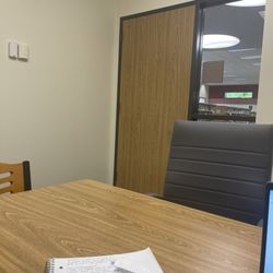 Atascocita Branch Library - Working in a private room
