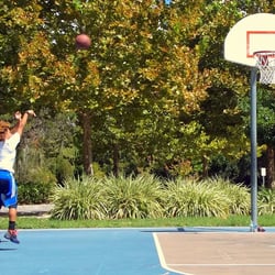 Datsko Park - Play some basketbll and practice in Datsko Park, Largo, FL