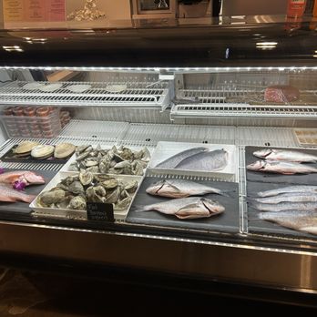GOLDFISH - Seafood Near Me - Stanton, California