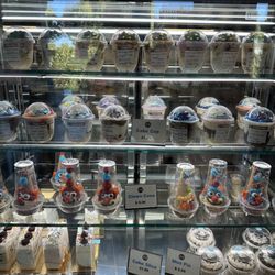 Baskin-Robbins - Cake cups!