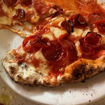Del Lusso - L'Americao - Pizza Near Me - Carlsbad, California