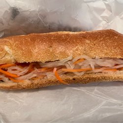 Pho 772 - Grilled pork bahn mi