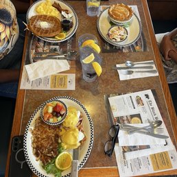 Classic Eggs Benedict
