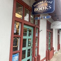 Second Read Books