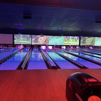 Lucky Strike Timonium - Venues & Event Spaces Near Me - Lutherville-Timonium, Maryland