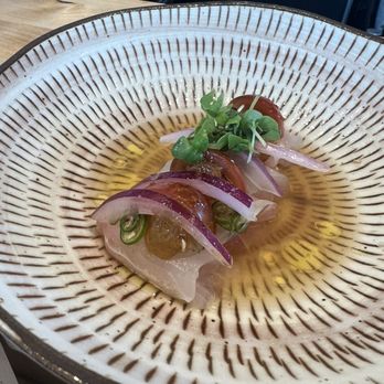 Handies Douzo - Kanpachi (crudo) - Sushi Bars Near Me - Houston, Texas Handies Douzo - Kanpachi (crudo) - Sushi Bars Near Me - Houston, Texas