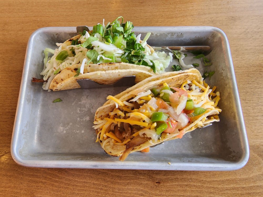 Tacos 4 Life Logo