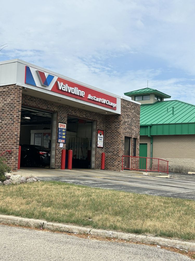 VALVOLINE INSTANT OIL CHANGE 22 Reviews 1812 Silvernail Rd