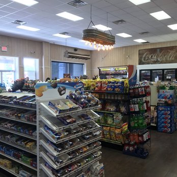 Bear's Market - Convenience store w/gas pumps - Convenience Stores Near Me - South Leakey, Texas Bear's Market - Convenience store w/gas pumps - Convenience Stores Near Me - South Leakey, Texas