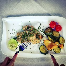 Roezemoes - Grilled Pork Chops with Grilled Vegetables