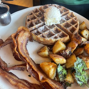 Monica’s Riverview - Churro waffle breakfast - Breakfast & Brunch Near Me - Antioch, California