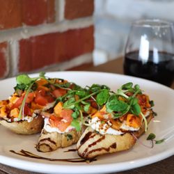 Englewood Hershey - Bruschetta Toast:
grilled baguette, lemon whipped ricotta, sweet potato bruschetta, olive oil & balsamic glaze