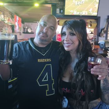 Crowleys Tavern Pizza and Brew - Fun Drunken Times with a gorgeous lady. Guinness and lots of shots. - Bars Near Me - Riverside, California Crowleys Tavern Pizza and Brew - Fun Drunken Times with a gorgeous lady. Guinness and lots of shots. - Bars Near Me - Riverside, California