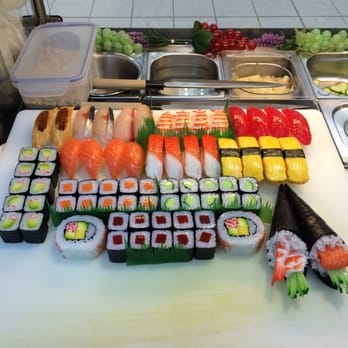 Lotusblüte - Sushi..! - International Near Me - Ludwigsfelde, BB Lotusblüte - Sushi..! - International Near Me - Ludwigsfelde, BB