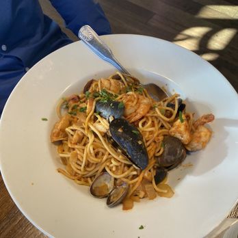 Sam's Chowder House - Seafood spaghetti - Seafood Near Me - Half Moon Bay, California Sam's Chowder House - Seafood spaghetti - Seafood Near Me - Half Moon Bay, California