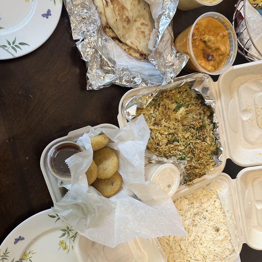 Everest Restaurant - Aloo Tikki Chicken Korma Garlic Naan Chicken Biryani Butter Chicken - Halal Near Me - Anchorage, Alaska