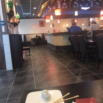 Miya Sushi - Dining area - Sushi Bars Near Me - Jacksonville, Florida