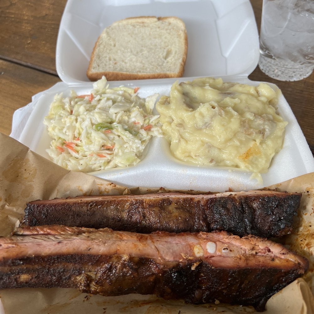 Dragon Pit BBQ - Spare rib platter with 2 sides (coleslaw and mashed potatoes) - Barbeque Near Me - Racine, Wisconsin Dragon Pit BBQ - Spare rib platter with 2 sides (coleslaw and mashed potatoes) - Barbeque Near Me - Racine, Wisconsin