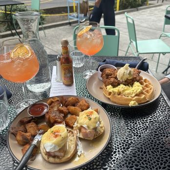 Besaw's - Eggs Benedict and Chicken and Waffles with the Portland Spritz (I think that's the name) - Breakfast & Brunch Near Me - Portland, Oregon Besaw's - Eggs Benedict and Chicken and Waffles with the Portland Spritz (I think that's the name) - Breakfast & Brunch Near Me - Portland, Oregon