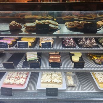 Haraz Coffee House - Desserts Near Me - New Brunswick, New Jersey