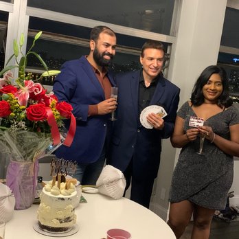 Chris Anthony Magic - The happy couple - Magicians Near Me Chris Anthony Magic - The happy couple - Magicians Near Me