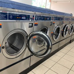 West End Laundry - Triple load machines