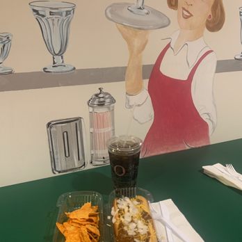 Annie's Frozen Custard - Chili dog - Ice Cream & Frozen Yogurt Near Me - Glen Carbon, Illinois Annie's Frozen Custard - Chili dog - Ice Cream & Frozen Yogurt Near Me - Glen Carbon, Illinois