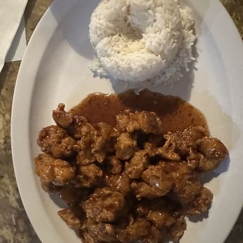 Asian Experience - Orange chicken lunch special - Thai Near Me - Taft, California
