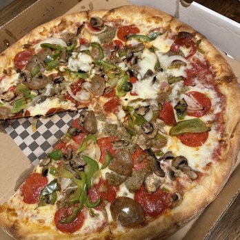 Anthony's Pizza Thornton Park - Extravaganza Pizza - Pizza Near Me - Orlando, Florida