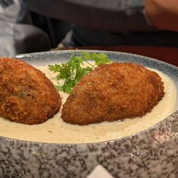 Safran - Croquette in a cheese fondue sauce