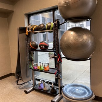 Courtyard by Marriott Rye - All on hand - Hotels Near Me - Rye, New York