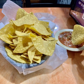 El Rey Del Pastor - Chips and salsa - Tacos Near Me - Buford, Georgia