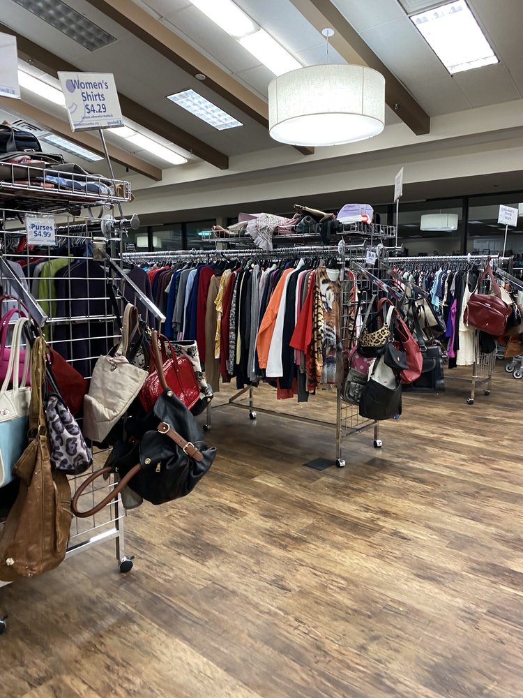 GOODWILL OUTLET 15 Photos & 18 Reviews 2675 Brice Rd, Columbus