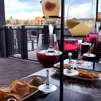 Three Bridges Bar & Grill - Bars Near Me - Orlando, Florida