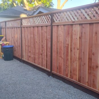 Finesse Fence - fence with privacy lattice - Fences & Gates Near Me