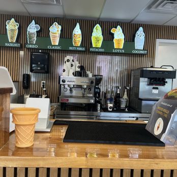 Twisted Rolls Chimney Cake - Order counter - Ice Cream & Frozen Yogurt Near Me - Ballwin, Missouri Twisted Rolls Chimney Cake - Order counter - Ice Cream & Frozen Yogurt Near Me - Ballwin, Missouri