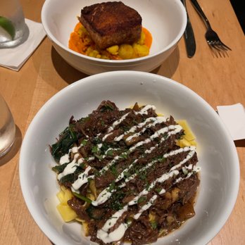 BB's - Curry salmon and short rib pasta - both amazing - New American Near Me - Jacksonville, Florida