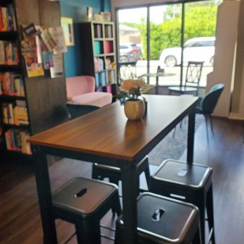 The Pile Bookstore - Used Bookstore Near Me - Berwyn, Illinois
