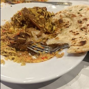 Sofi'z Kitchen and Bar - The Lamb Biriyani and garlic naan - Pakistani Near Me - Chico, California