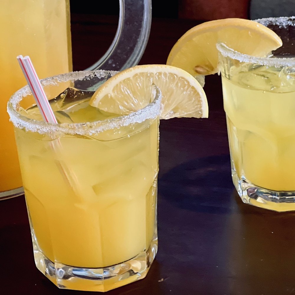 El porton mexican grill - Mango margaritas are a must! - Mexican Near Me - Shenandoah, Iowa El porton mexican grill - Mango margaritas are a must! - Mexican Near Me - Shenandoah, Iowa