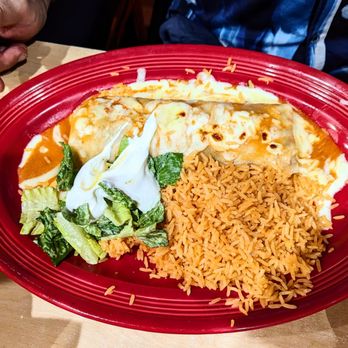 Salsa & Beer - Smothered in cheese. The meat was seasoned so nicely. - Mexican Near Me - Van Nuys, California