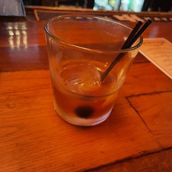 Pig's Eye Pub - Old Fashioned was delicious!!! - Bars Near Me - Hartford, Connecticut Pig's Eye Pub - Old Fashioned was delicious!!! - Bars Near Me - Hartford, Connecticut