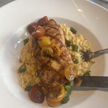 Cafeteria 15L - Grilled Atlantic Salmon - Breakfast & Brunch Near Me - Sacramento, California