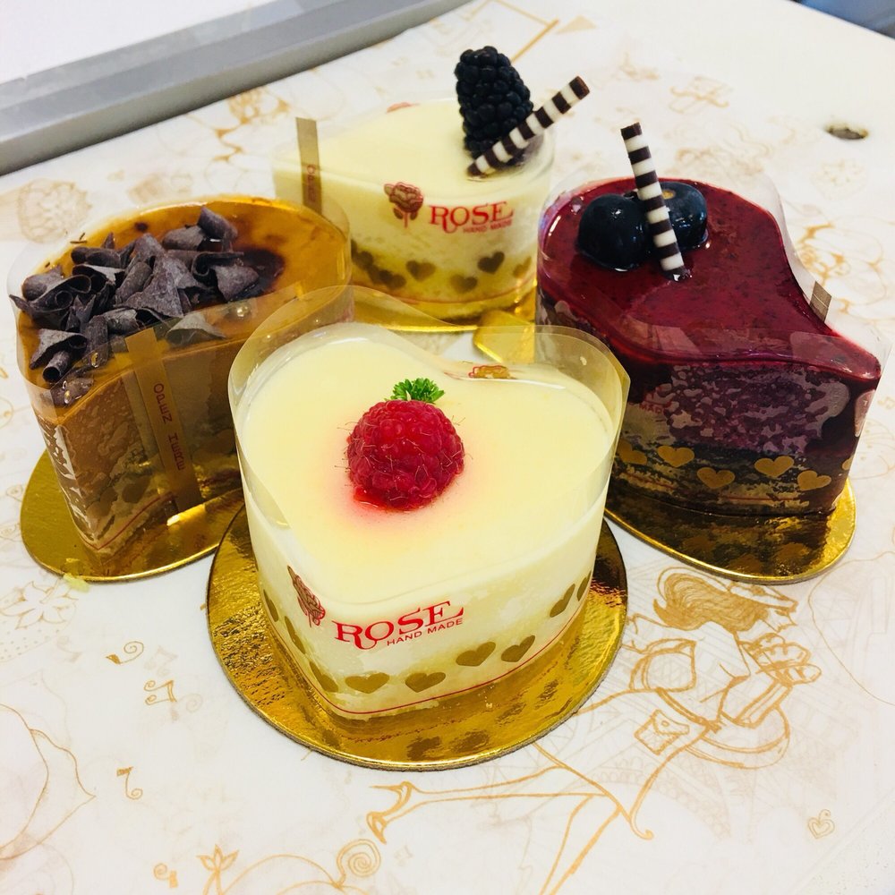 La Farfalla - Mousse cake for dessert - Bakeries Near Me - Newark, California