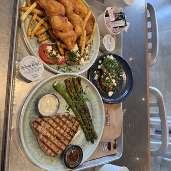 California Fish Grill - Ahi tuna and fish and chips - Seafood Near Me - Palmdale, California California Fish Grill - Ahi tuna and fish and chips - Seafood Near Me - Palmdale, California