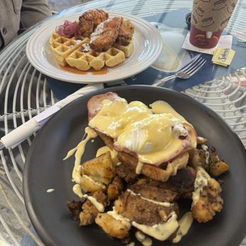 The Daily Bread - Eggs Benedict and chicken and waffles - Bakeries Near Me - Las Vegas, Nevada The Daily Bread - Eggs Benedict and chicken and waffles - Bakeries Near Me - Las Vegas, Nevada
