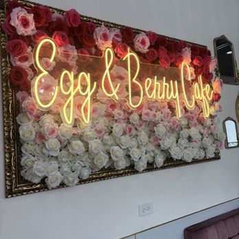 Egg And Berry Cafe - Sign - Breakfast & Brunch Near Me - Orland Park, Illinois Egg And Berry Cafe - Sign - Breakfast & Brunch Near Me - Orland Park, Illinois