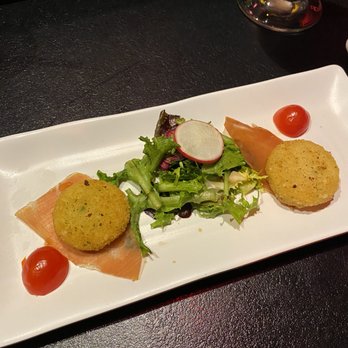 Bodega Biarritz 1881 - appetizer - Bars Near Me - Barcelona, B Bodega Biarritz 1881 - appetizer - Bars Near Me - Barcelona, B